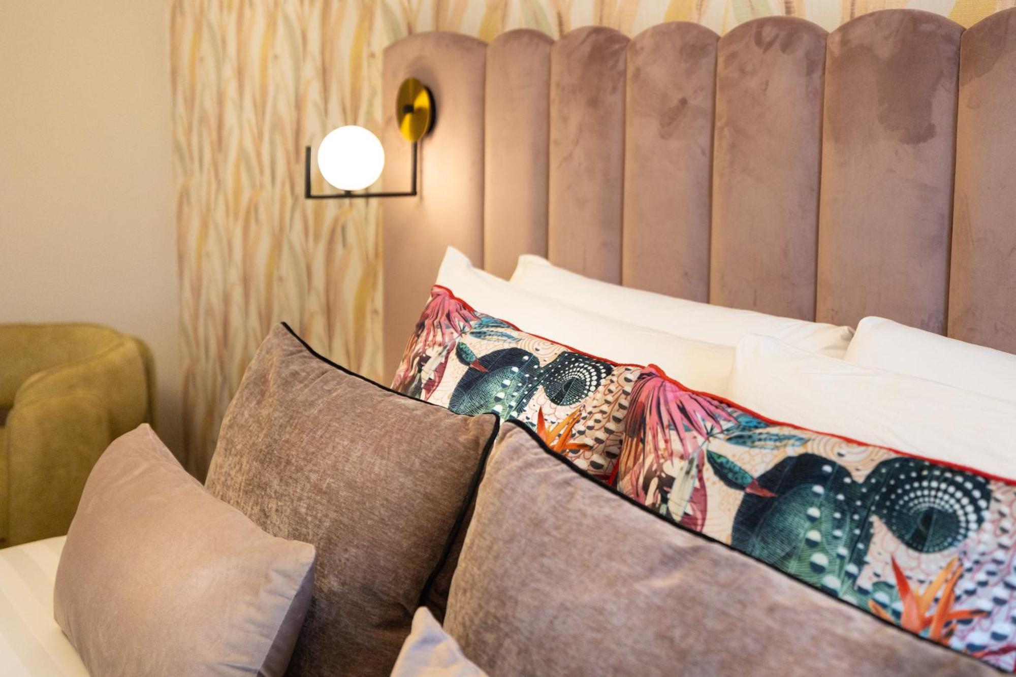Mavi Luxury Suites Рим Екстер'єр фото